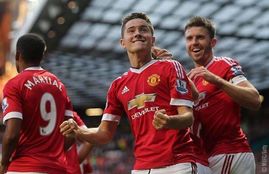 球队拿到了 球队拿到了